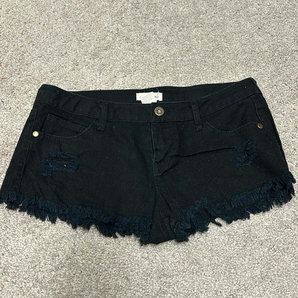Sans Souci black Jean shorts
